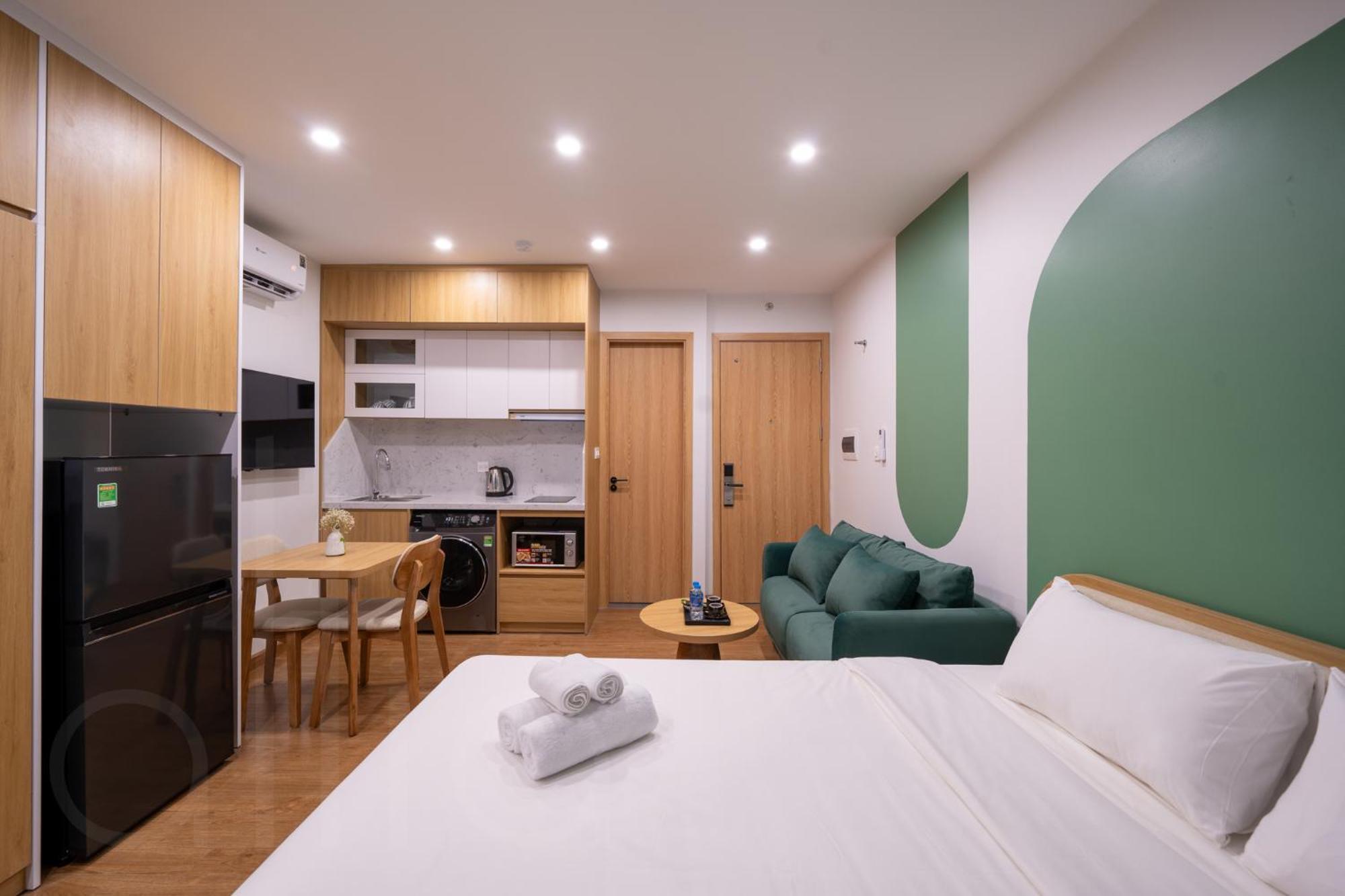 Moonlit Serviced Apartment ハノイ市 エクステリア 写真