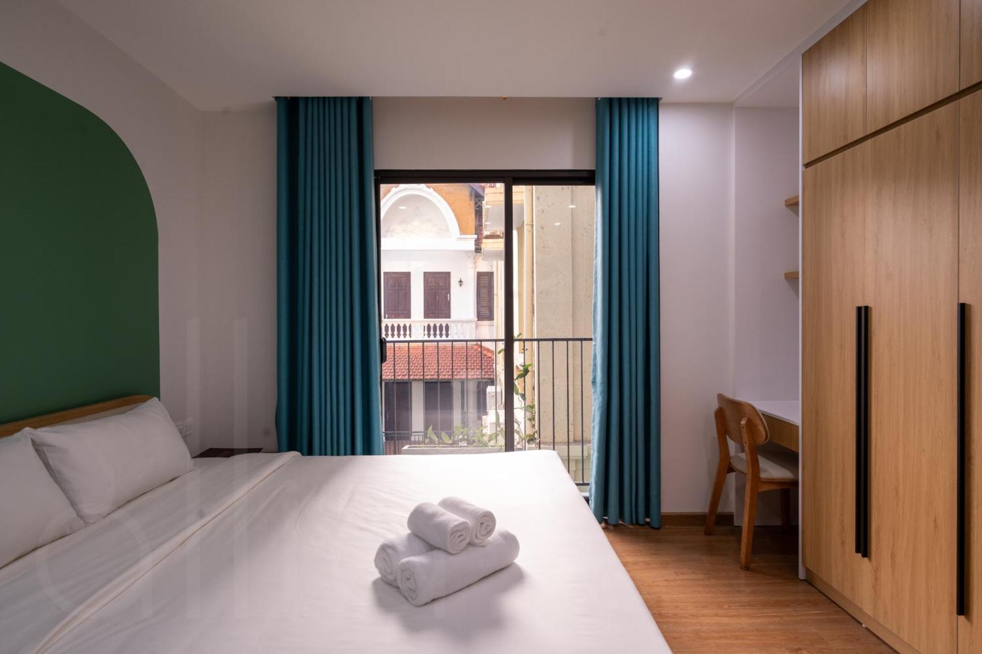 Moonlit Serviced Apartment ハノイ市 エクステリア 写真